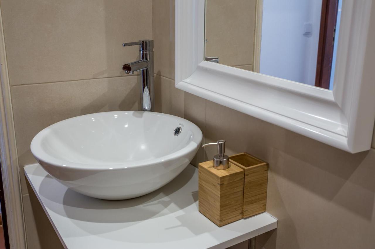 Mostarda Boutique Apartment ヴィラ・ド・コンデ エクステリア 写真